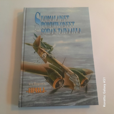 Suomalaiset pommikoneet sodan taivaalla, Atso Haapanen