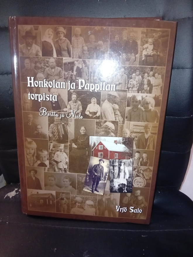Yrjö Salo : Honkolan ja Pappilan torpista sukukirja ( SIS PK
