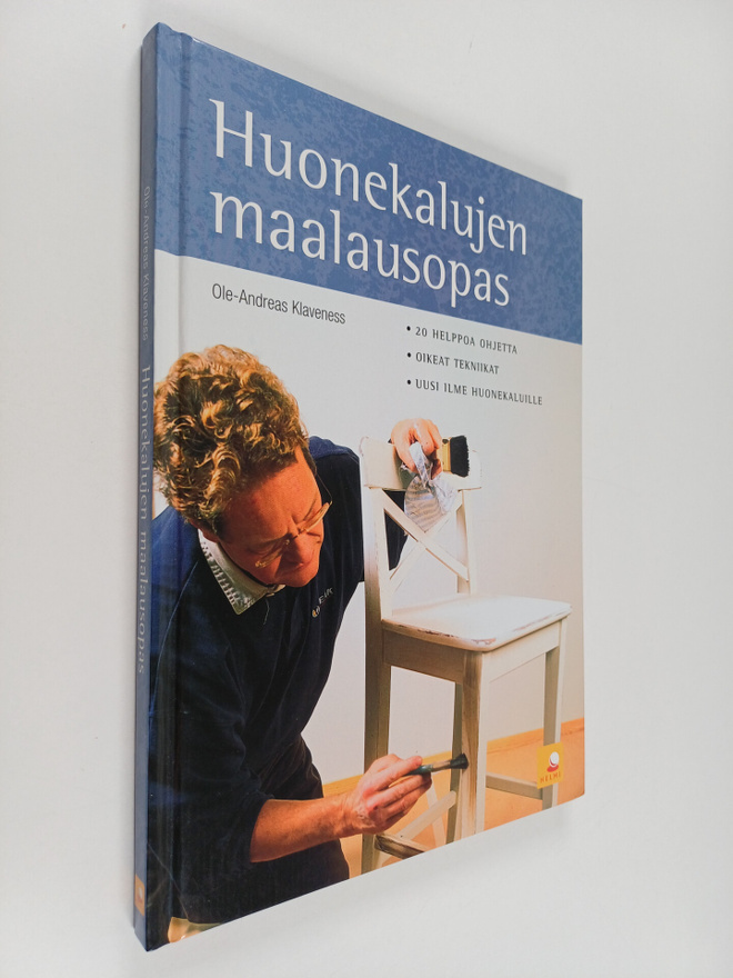 Ole-Andreas Klaveness : Huonekalujen maalausopas
