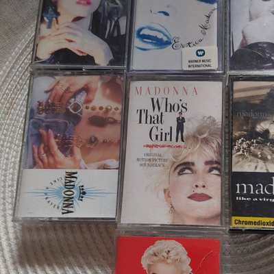 MADONNA C KASETIT