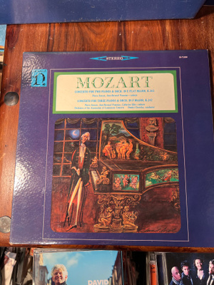 Mozart - Concerto For Two Pianos lp
