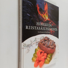 Sari Ahonen ym. : Herkkuja riistasäilykkeistä - pikkukuva 1