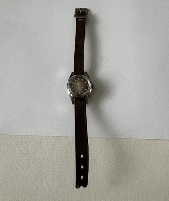 Naisten mekaaniset kellot Citizen 17 Jewels made in Japan.
