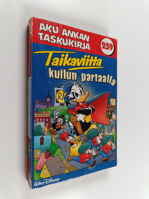 Walt Disney : Taikaviitta kuilun partaalla