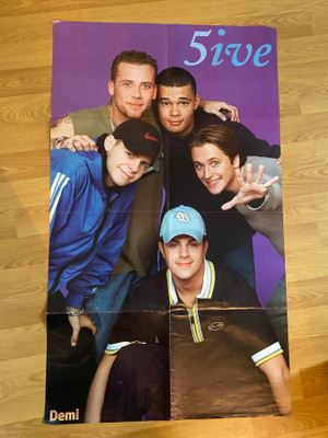 Five juliste