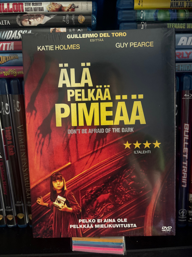 (Uusi) Älä pelkää pimeää (2008) Guillermo Del Toro