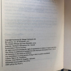 Showalter: Pimeyden kuiskaus. 2011. 1.p. - pikkukuva 3