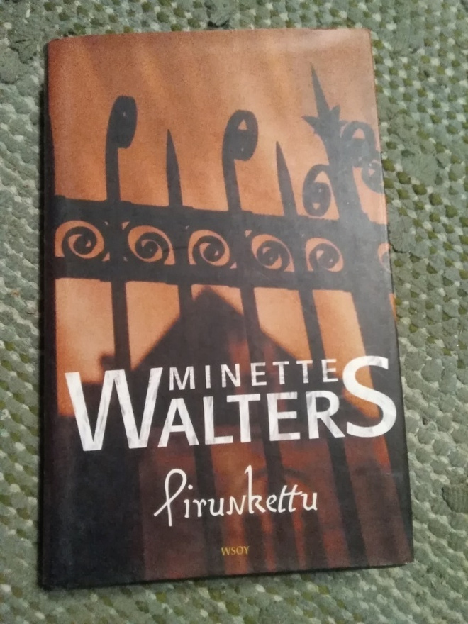 Minette Walters: Pirunkettu