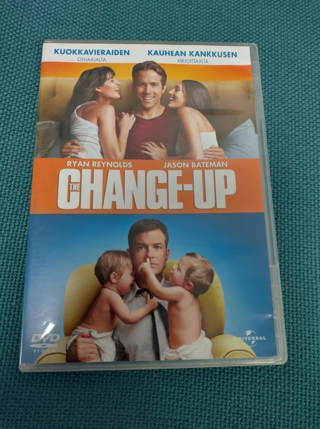 THE CHANGE-UP (Ryan Reynolds)***