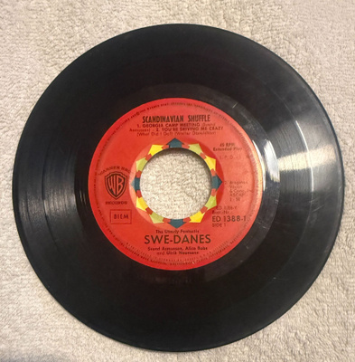 SWE-DANES - SCANDINAVIAN SHUFFLE 7" EP - 4 SONGS