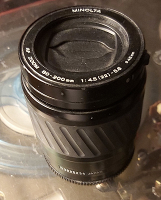 Minolta AF 80-200 Objektiivi.