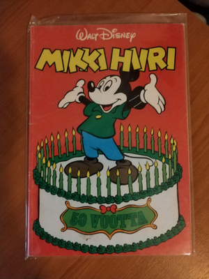 Aku Ankka erikoisnumero - Mikki Hiiri 50 vuotta
