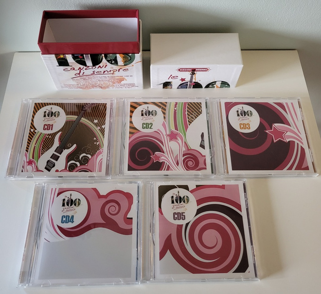 CD -boxi, 5 kpl CD, 100 italialaista esitystä, Sony music
