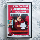 Musiikkia veressä (Kirk Douglas, Lauren Bacall, Doris Day) - pikkukuva 1