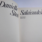 Salaisuuksia - Danielle Steel 1.p (sid.) - pikkukuva 1