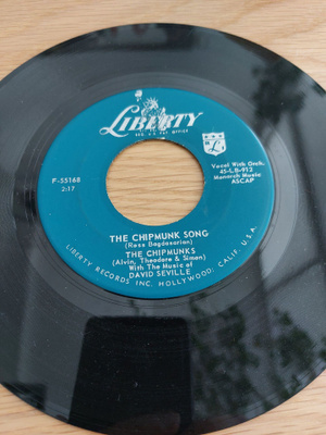 The Chipmunks – The Chipmunk Song / Almost Good