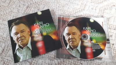 Kari Tapio – Vieras Paratiisissa (CD)