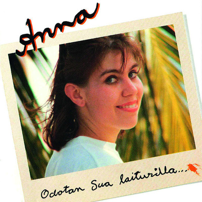 ANNA HANSKI : Odotan sua laiturilla