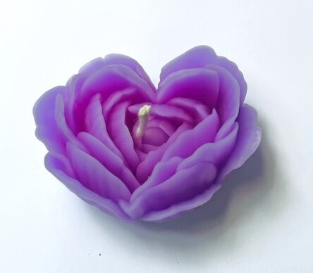 Mehiläisvahakynttilä Ruususydän-violetti- 7,5 cm x 3 cm