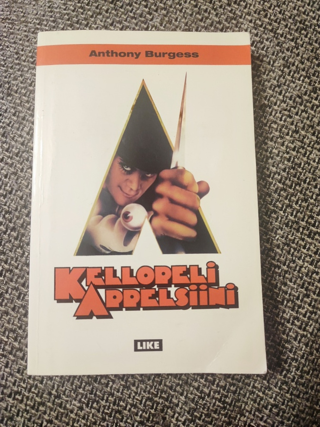 Kellopeliappelsiini Anthony Burgess (iso pokkari)