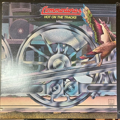 Commodores - Hot On The Tracks LP