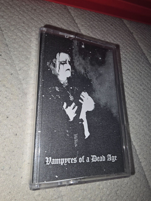 Drowning the Light – Vampyres of a Dead Age kasetti 2008 – W