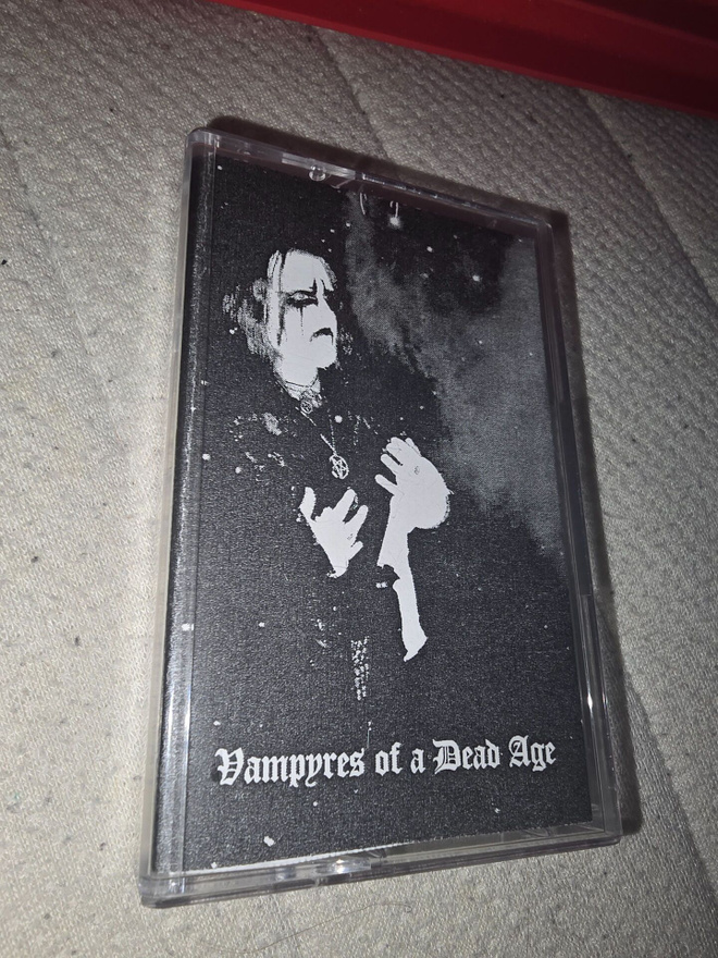 Drowning the Light – Vampyres of a Dead Age kasetti 2008 – W