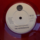 THE ASTRONAUTS :: I'M YOUR ASTRONAUT :: PUNAINEN  VINYYLI 7" - pikkukuva 4