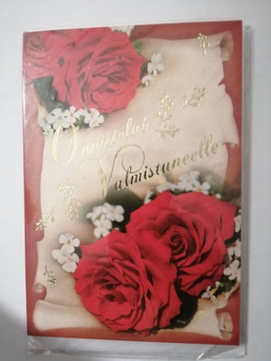 Onnittelut Valmistuneelle. Täyttyköön kauneimmat............