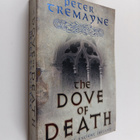 Peter Tremayne : The Dove of Death - pikkukuva 1