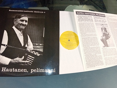 LP Aapeli  Hautanen, pelimanni  ( SIS POSTIKULU  )