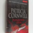 Patricia Cornwell : Punainen usva : Kay Scarpettan tutkim... - pikkukuva 1