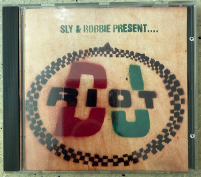 [CD] V/A: SLY & ROBBIE PRESENTS…DJ RIOT