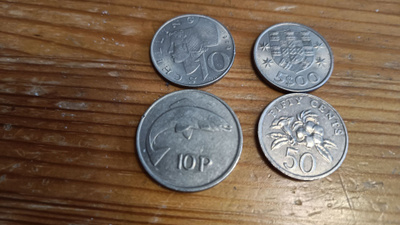 Ulkomaalaisia kolikoita