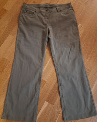Housut koko 44