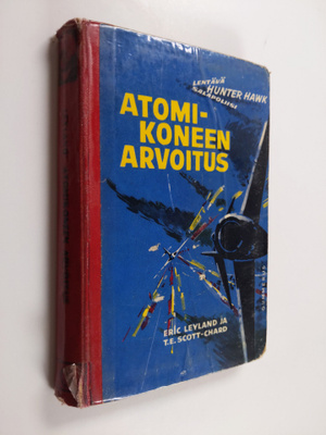 Eric Leyland ym. : Atomikoneen arvoitus : Hunter Hawkin l...