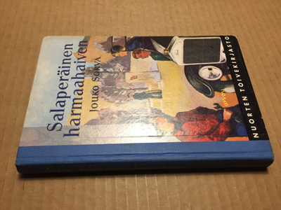NUORTEN TOIVEKIRJASTO 113 SALAPERÄINEN HARMAAHAIVEN HYVÄ