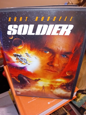 DVD Soldier ( Kurt Russell ) SIS POSTIKULU