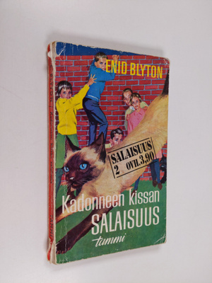 Enid Blyton : Kadonneen kissan salaisuus