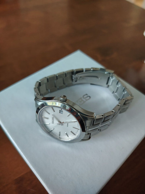 Seiko Teräs 7N42-0ED0 Safiirilasilla 10bar