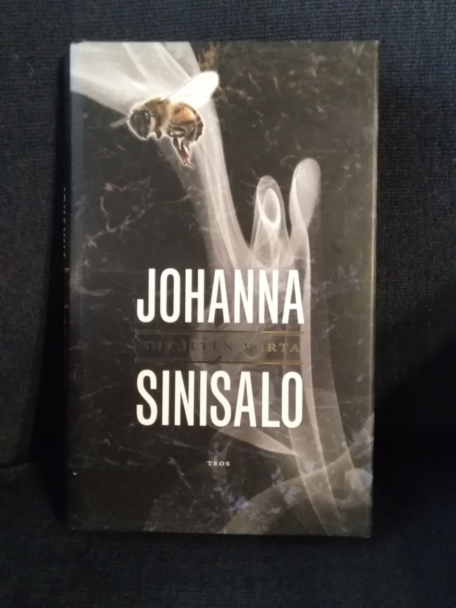 Johanna Sinisalo: Enkelten verta