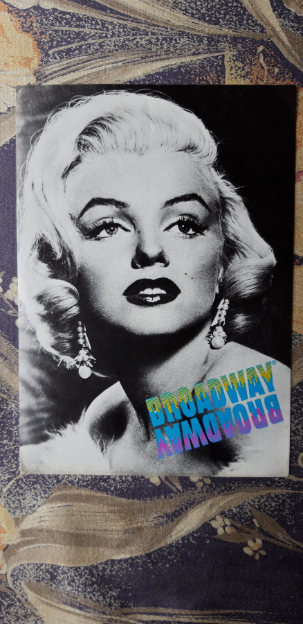 Hieno Marilyn Monroe tarra, Broadway tarra, n. 17x12 cm