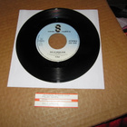 Kisu 7" Jokaiseen Päivään Niin Paljon Mahtuu v.1979 - pikkukuva 2