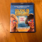 Walking on sunshine blu-ray - pikkukuva 1