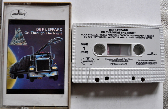 DEF LEPPARD One Through the Night C-KASETTI