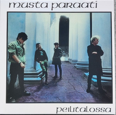 MUSTA PARAATI: Peilitalossa LP + vihkonen + (Purple vinyyli)