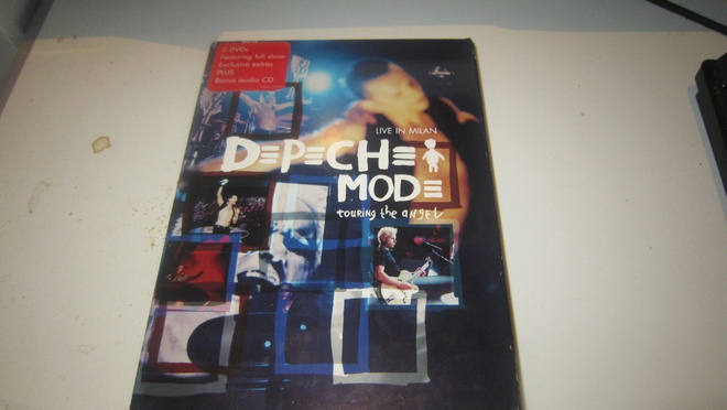 Depeche Mode – Touring The Angel Live In Milan