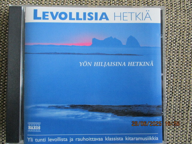 LEVOLLISIA HETKIÄ - YÖN HILJAISINA HETKINÄ (CD )KITARA
