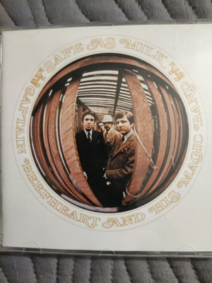 Captain Beefheart And His Magic Band: Safe As Milk