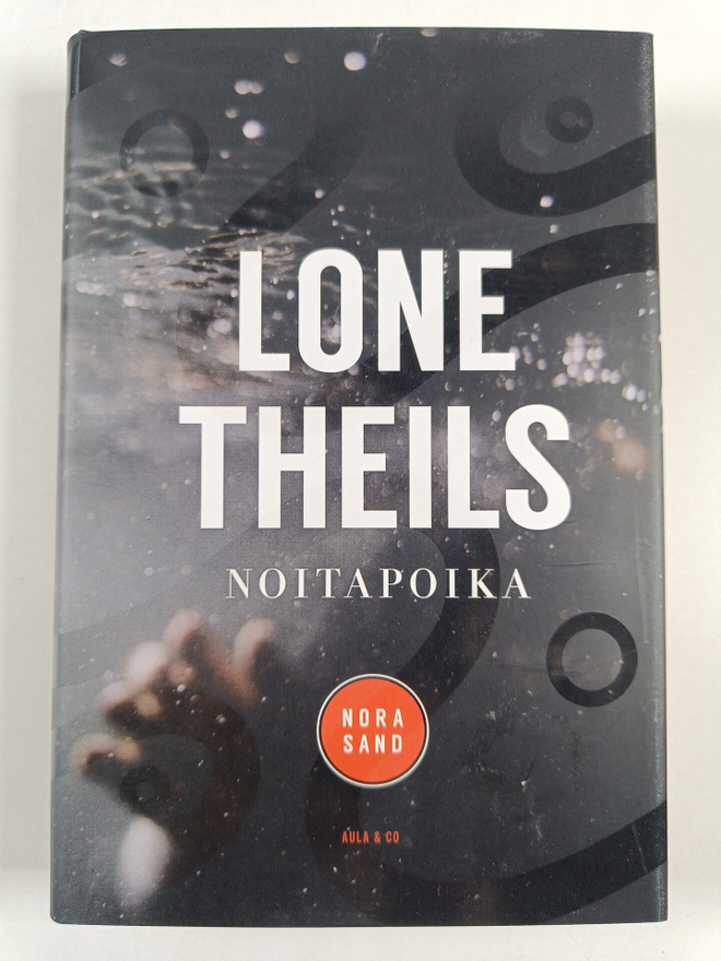 Lone Theils : Noitapoika